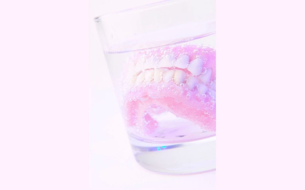 How To Remove Denture Stains Li Family Dental Queensway Dentist