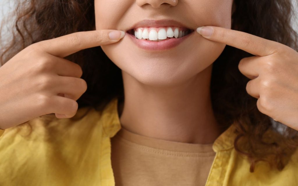 are-teeth-veneers-permanent-or-temporary